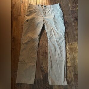 NWOT ORVIS Men's Tan Pants Size 38X32